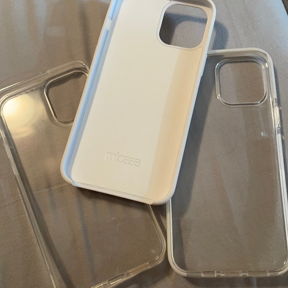 iPhone 12 Pro Max bundle